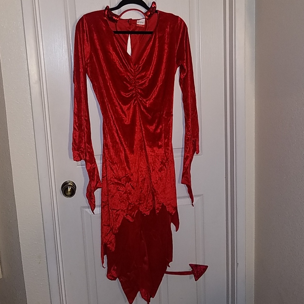Devil lady costume